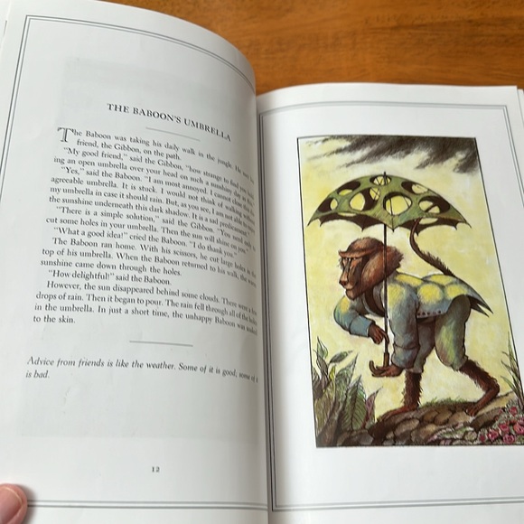 Fables by Arnold Lobel, from 1980. Paperback. No missing pages. Caldecott Medal - Picture 5 of 6